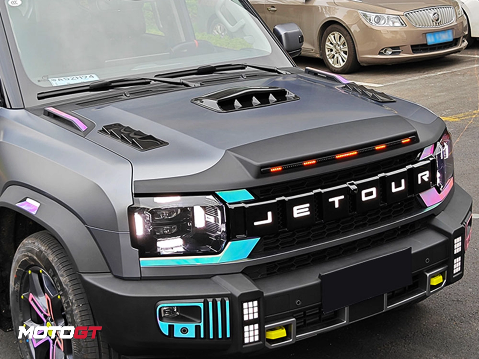 غطاء محرك جيتور تي 1 أسود مطفي، 3 قطع — 3